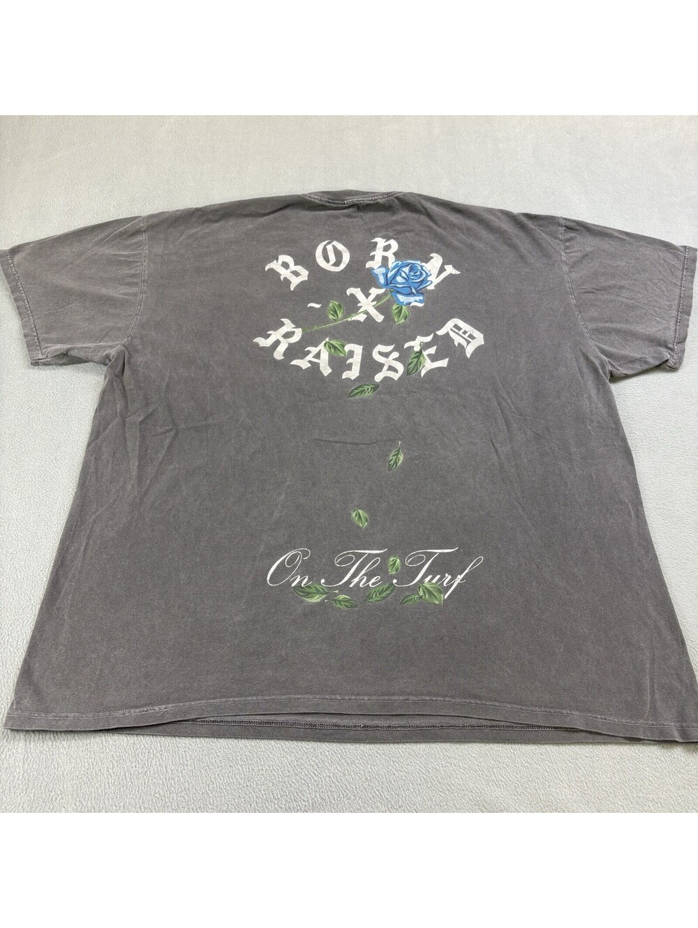 Born And Raised On The Turf Rose T Shirt Size 3XL Gray